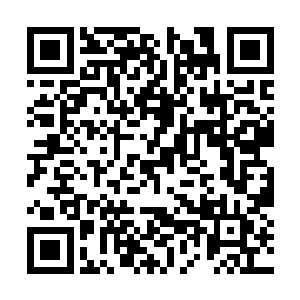 就在这时一道熟悉的声音传进了所有人的耳朵里面二维码生成