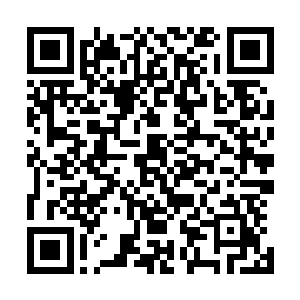 就在马文想着什么时候带着梅迪尔丽去一趟钢铁之城的时候二维码生成