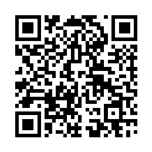 就好像在自己家一样拉了把椅子坐在饭桌前二维码生成