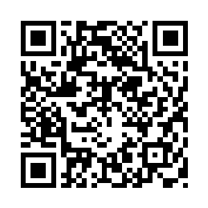 就如同那些护身符激发时散发出来的一样二维码生成