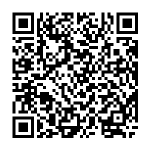 就己经从舱里走了出来站到了前甲板上对着贝海这边的几个人大声说了起来二维码生成