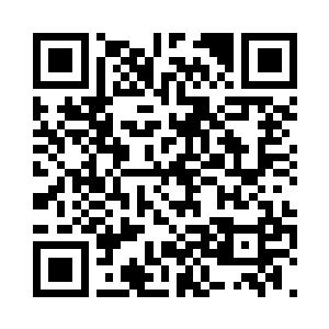 就带着我们漫无目的地在异界里飞行二维码生成