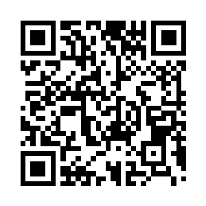 就是散乱的用木板钉成的大箱子里堆放着二维码生成