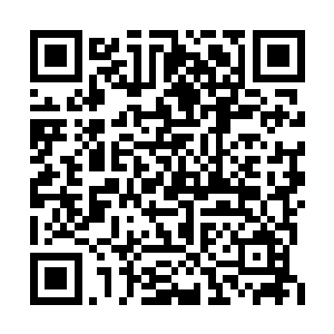 就是欧阳志远和寒万重从劫持人质的嫌疑犯手里二维码生成