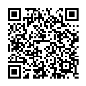 就是通过我们不断地向星界之门里面抛掷定位符文二维码生成