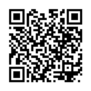 就是青珠投影目光奇怪看了看黑莲二维码生成