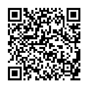 就有一大群全副武装的军人风风火火地冲了上来二维码生成