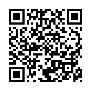 就看到台上约翰加里奥特的胸口爆开几道血花二维码生成