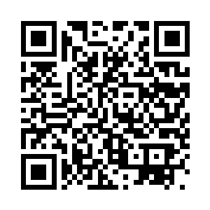 就看着凌予拿着手帕给凌儿擦眼泪二维码生成