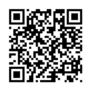 就看见不远处的树下站着一批隐匿的狗仔队二维码生成