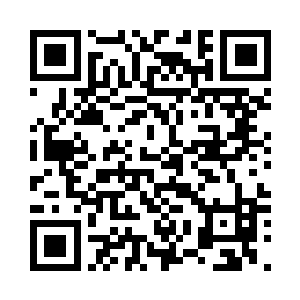 就看见大家聚在沙发上似乎在谈事情二维码生成