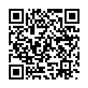 就能看到不远处巨大并且精美的水晶吊灯二维码生成