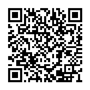 就裹了条浴巾摆明了是要诱惑人家女服务眼来着二维码生成