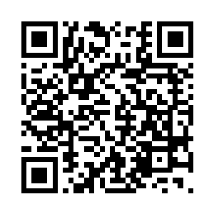 就见二十多个年岁不一的人从里面走了出来二维码生成