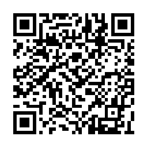 就见方运完全置身于半透明的球状家国天下之中二维码生成