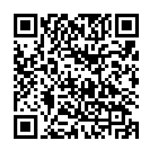 就说有位很喜欢索列咖啡馆加了糖的咖啡的故友来找她二维码生成