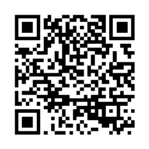 就这么在自己的眼前擦拭着护肤品二维码生成