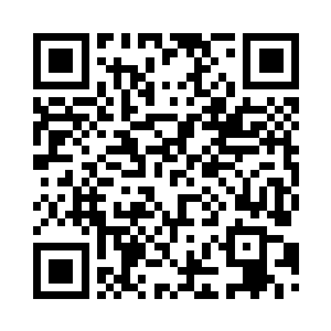 就这么跟众人一起往帐篷那里走去了二维码生成