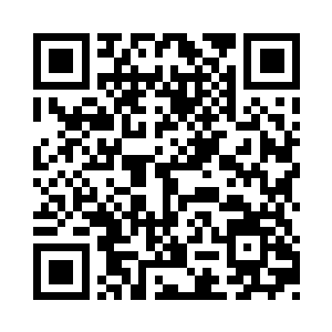 就这样一动不动的悬浮空中也不知过了多久二维码生成