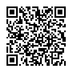 就这样听着女子和那个大军两人在那里一唱一和二维码生成