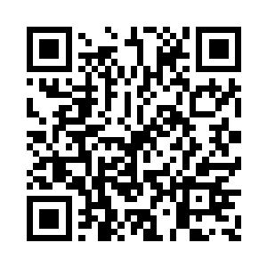 就连一旁看着热闹的黑衣人群也是一阵哗然二维码生成