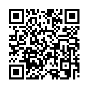 就连一门的教官也是面无表情的站在那里二维码生成