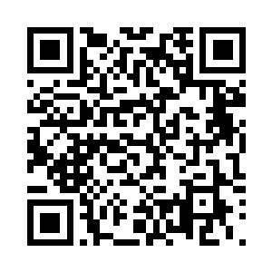 就连同通往白楼的铁门也是常年挂锁二维码生成