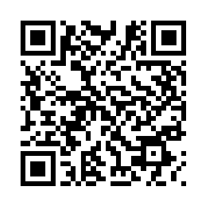 就连鬓上的红花也换成了紫色的了二维码生成