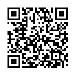 尹若冰和凌诗雅也看了几眼不再多看二维码生成