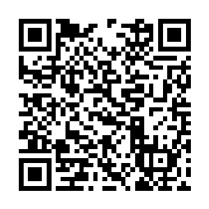 尽管这样的帖子在几分钟之内就一个个地飞速出现二维码生成