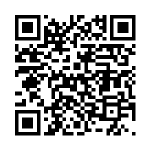 屋子里此时依旧是许琴扬在招待他们二维码生成