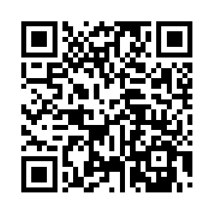 屋里的女人看到一位陌生男人冲了进来二维码生成