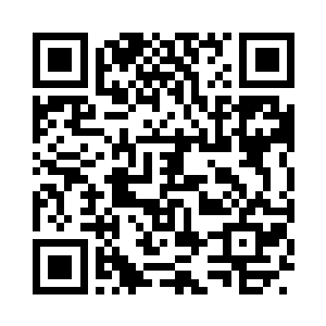 屏幕上放的依然是艾扎斯等人的作战技巧二维码生成