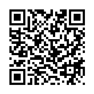 展现出了修长的双腿和挺翘的美臀二维码生成