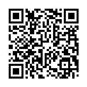 岑宇昊于是把今天叫她来的主要目的说了出来二维码生成