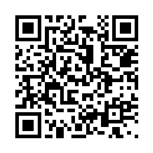 岑宇昊凭着感觉将轮椅往前推了一点二维码生成