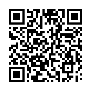 岳书一连忙过来扶起了那声泪俱下的弟子二维码生成