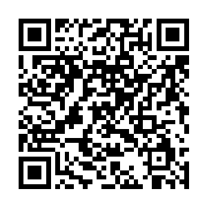 崔达将一个砂锅放在火盆上干烤已经有一段时间了二维码生成
