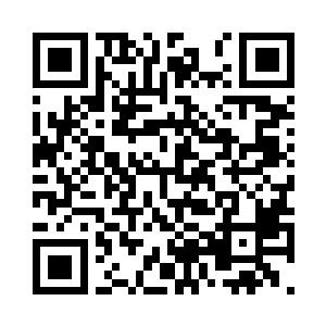 巨大的力量震得藏青锋直撞在殿壁上二维码生成