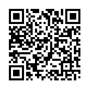 巨大的掌力让监工的身体直接倒飞了出去二维码生成