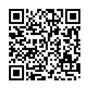 巨大的黄岗岩带着历史的打磨与沉淀二维码生成