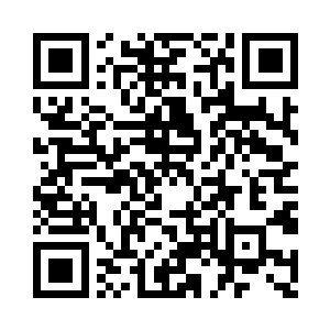 巨手对着玩弄白人士兵的大海蛇猛力一抓二维码生成