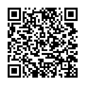 巨锏和狄云起的飞剑与那把一分为二的巨剑战在一起二维码生成