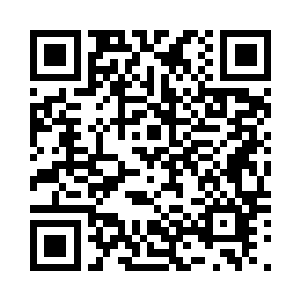 差一点便直接撞到了两人的鼻梁之上二维码生成