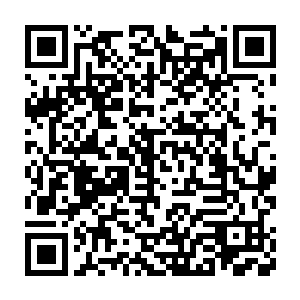 差不多整个军事学院的学生们都将目光注视在台上的夜染和柳非笑身上二维码生成