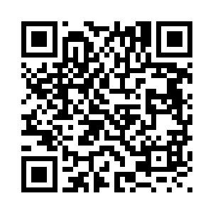 已经有一些强壮的狼试图攀爬岩石二维码生成