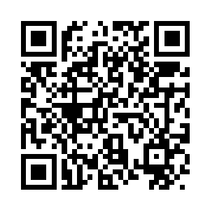 已经有胆子大的想绕过木牌进来查看了二维码生成