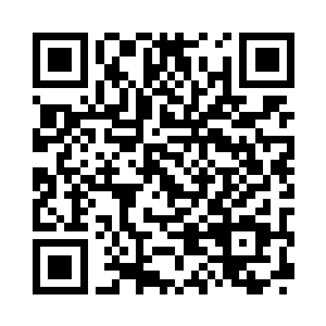 已经濒临崩溃边缘的凤羽珩猛地一下怔了住二维码生成