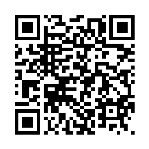 已经缓过劲来的罗宾川艰难的站起来二维码生成