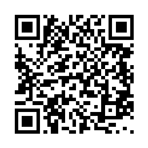 已经能够隐隐约约看到前方的大门了二维码生成